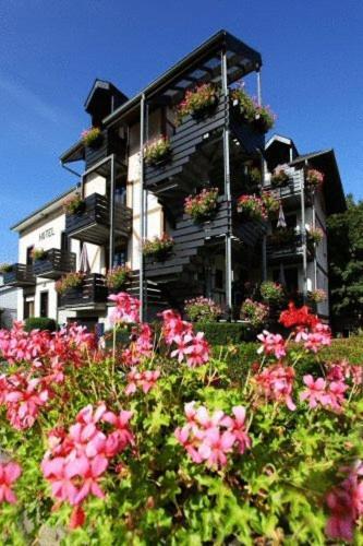 Hotel Val De La Cascade Stavelot Kültér fotó