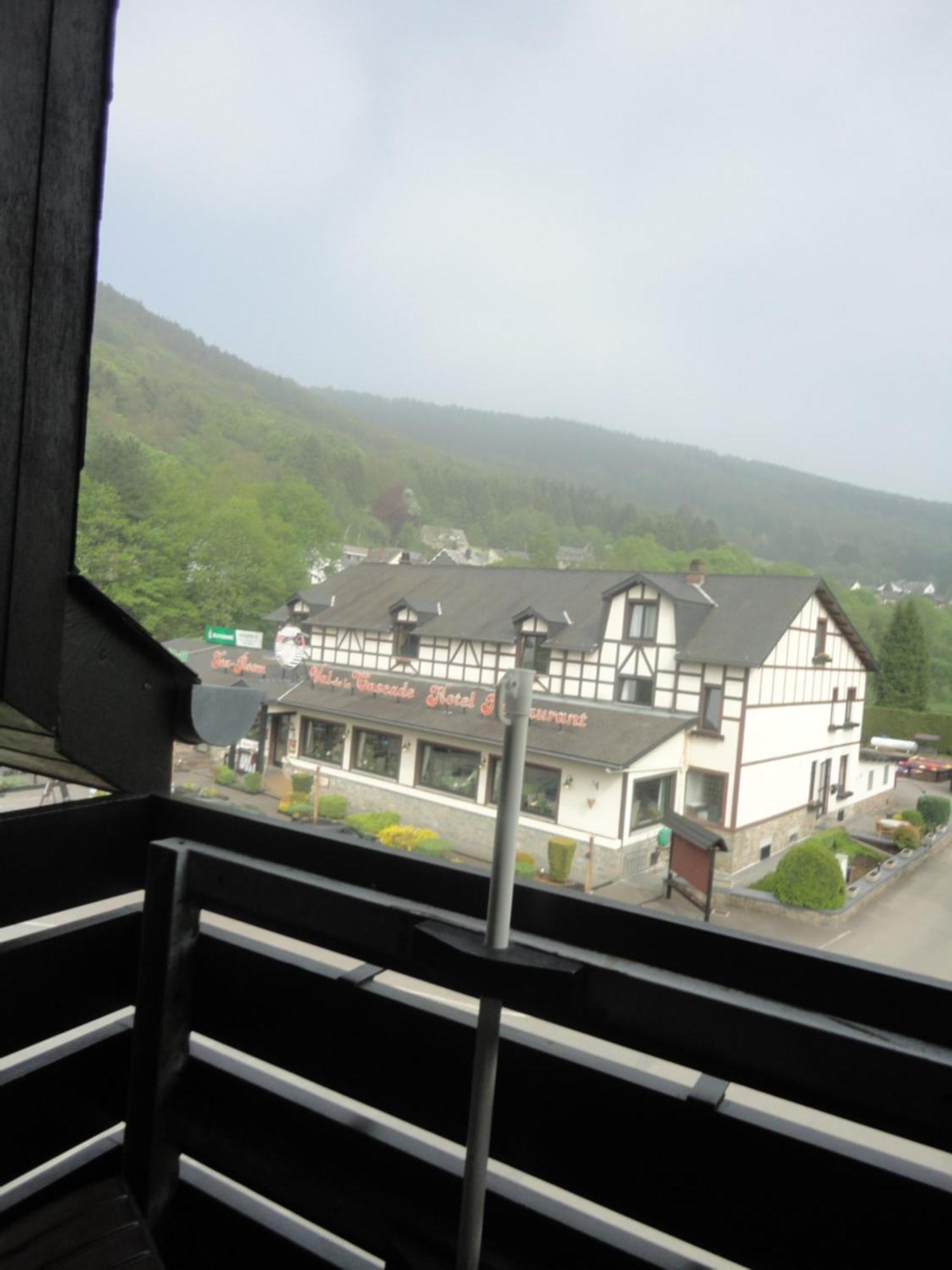 Hotel Val De La Cascade Stavelot Kültér fotó